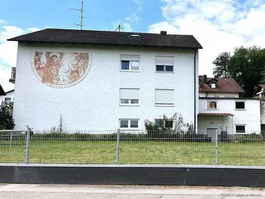 Kapitalanlage
Hettenhausen / Pfaffenhofen
Vermietetes 3 Familienhaus in ruhiger Lage