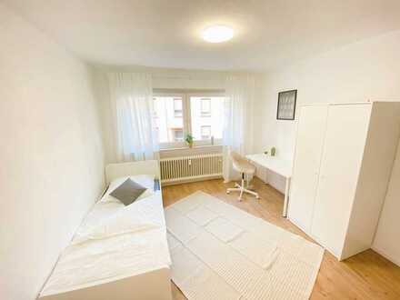 Erstbezug - renovierte und möblierte 1-Zimmerwohnung in Mannheim Rheinau