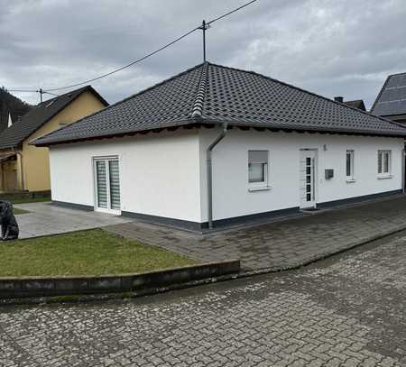 Bungalow mit Garage in ruhiger Wohnlage