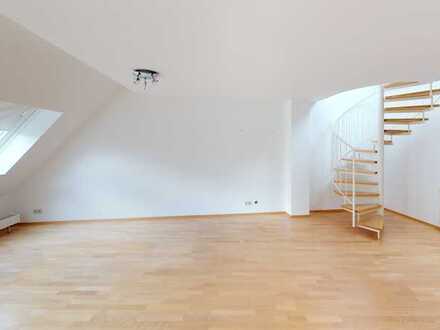 Geschmackvolle Maisonette-Wohnung mit Balkon und EBK in Neuhausen a.d.F.