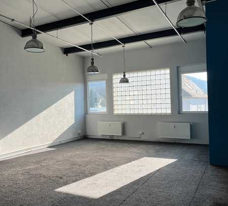 Loftbüro Praxis Atelier Werkstatt - Arbeiten in einer ehemaligen Tresorfabrik