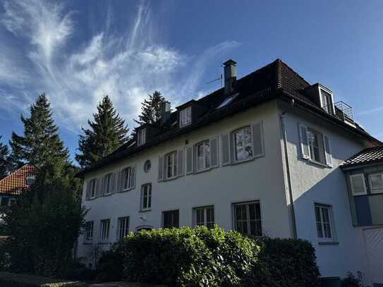 Charmante 3-Zimmer-Wohnung mit Terrasse und Gartenanteil im sehr schönen Sonnenberg, Waldrandlage