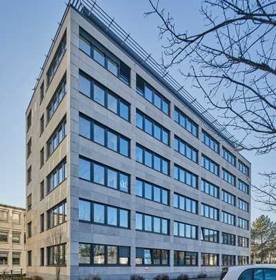 WZ 880 m2 moderne Büros - Glasfaser, 35 Parkplätze, ÖPNV top