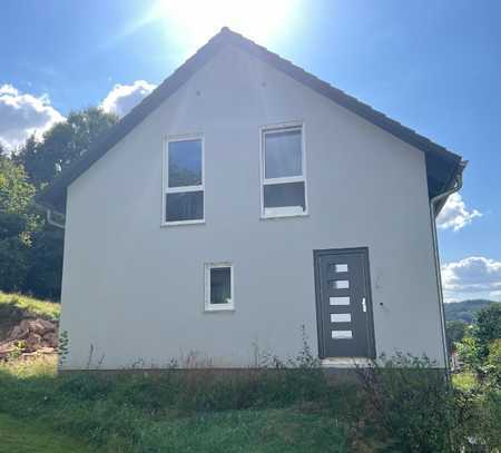 Neubau Einfamilienhaus mit Terrasse und Garten Flörsbachtal zu verkaufen!