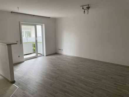 Renovierte 2-Zimmer-Wohnung mit Balkon in Leimen