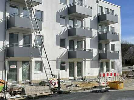 2-Zi-Neubau-Wohnung mit Balkon für Senioren in Regenstauf