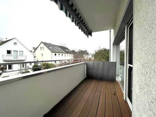 Exklusive 3-Zimmer-Wohnung mit Balkon und EBK in Köln Rodenkirchen