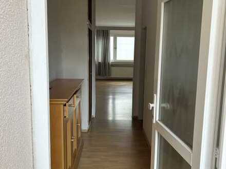 Ansprechende 1 Zimmerwohnung mit Einbauküche und Balkon
