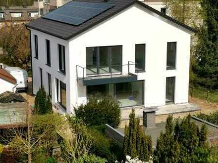 Neubau EH A++ beste Wohnlage sehr ruhig in zentraler Lage von Schildesche. 150 m zum Obersee.