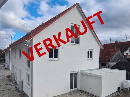 NEUBAU: Moderne DHH, hoher Qualitätsstandard