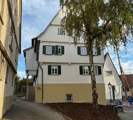 Gemütliche Maisonette-Wohnung mit 5-Zimmern in denkmalgeschütztem Haus (17. JH) in Lauffen am Neckar