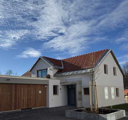 2-Zimmer Wohnung mit Terrasse und Gartenmitnutzung