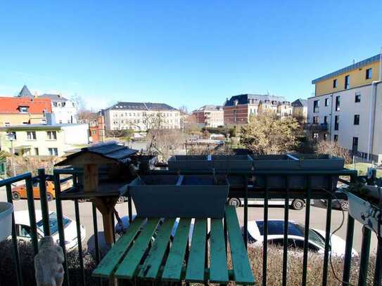 Gepflegte kleine Wohnung mit Balkon in ruhiger Lage und sehr guter Infrastruktur