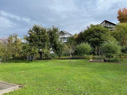 Hochwertige 4-Zimmer EG-Wohnung mit großem Garten in Bruchsal (Krankenhausnähe)