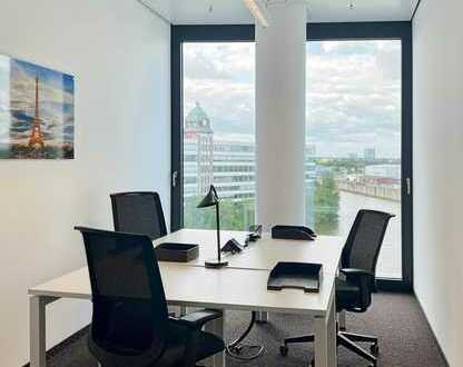 Privater Büroraum für 3 Personen in Regus Atrium