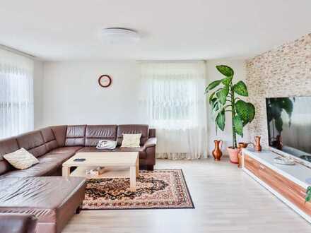 Renovierte & moderne 4-Zimmer Wohnung + Terrasse + Garten