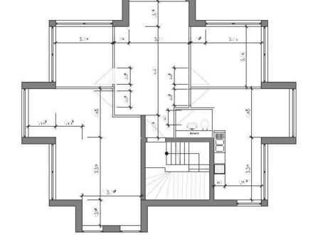 Wohn- und Geschäftshaus mit Dachterrasse und großem Keller