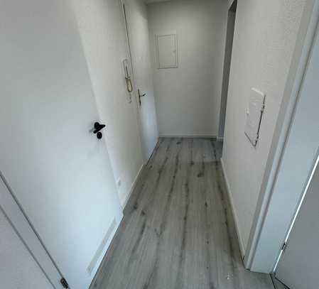 Top renovierte Single Wohnung in sehr guter Lage