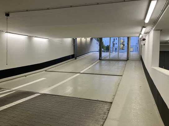 Tiefgaragenplatz nahe am Hauptbahnhof Augsburg zu vermieten