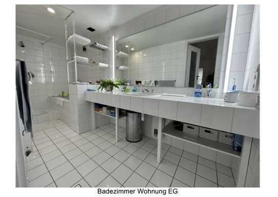 Ansprechende 4-Zimmer-EG-Wohnung mit gehobener Innenausstattung in Solingen