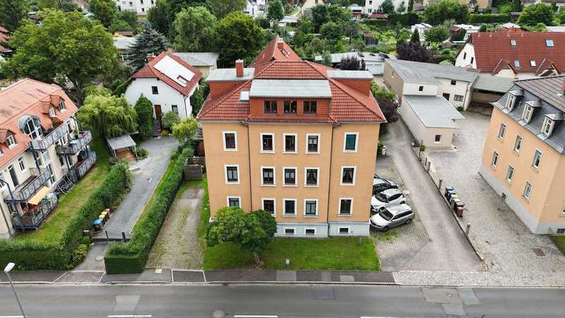 4 % Rendite in ruhiger Lage Dresden-Lockwitz - Kapitalanlage mit Balkon und PKW-Stellplatz
