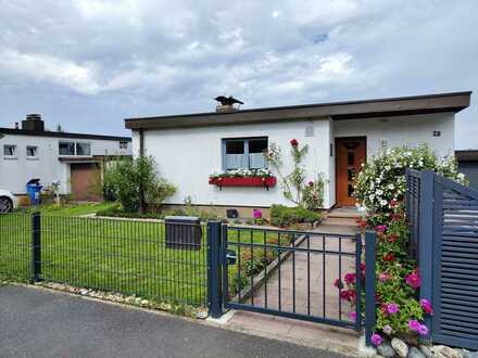 Einfamilienhaus in Würzburg Lengfeld mit großem Garten. Ideal für Familien!