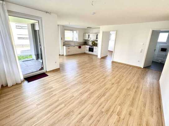 Helle 2 -Zimmerwohnung mit Terrasse in sehr zentraler Lage von Bleidenstadt