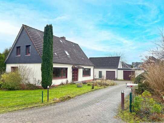 Handwerkerhaus mit Nebenhaus und Baugrundstück