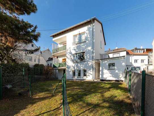 Wohnhaus mit Garten und herrlicher Aussicht in Dotzheim