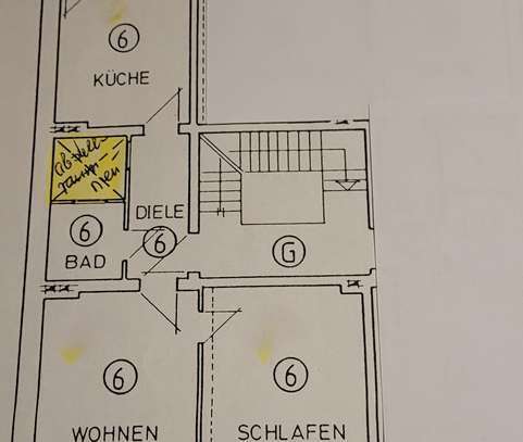 Renovierte 2 Zi Wohnung mit Balkon in ruhiger Wohnstraße in Derendorf