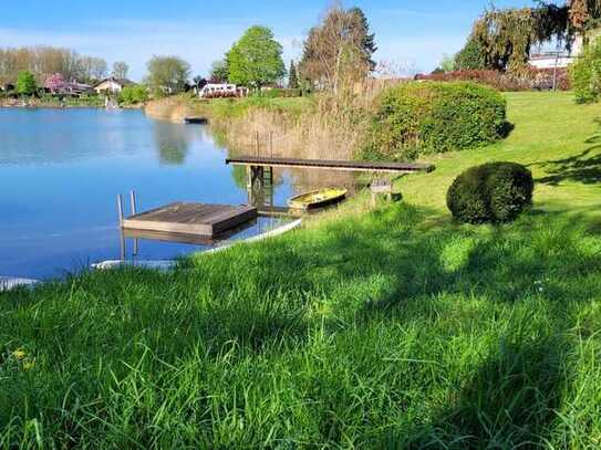 Exklusiver Bauplatz am See im Naherholungsgebiet mit Wasserrecht