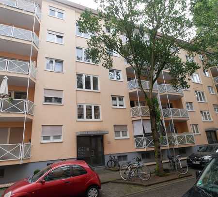 Citynah, gepflegt und ruhig mit Balkon und Tiefgarage!