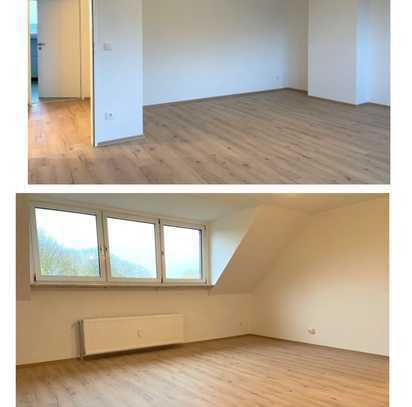 Freundliche und modernisierte 2,5-Zimmer-DG-Wohnung in Oberhausen
