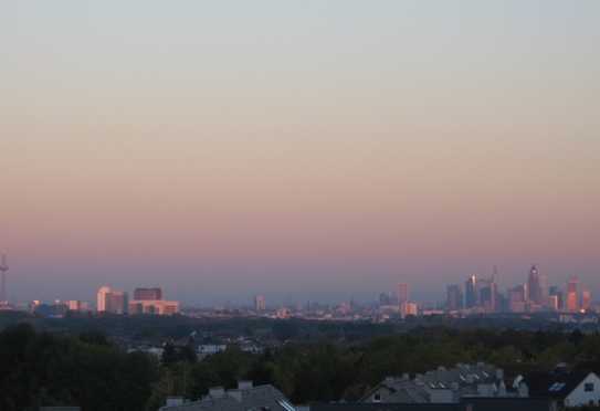 Exklusives Haus im Haus - mit grandiosem Blick von der Dachterrasse