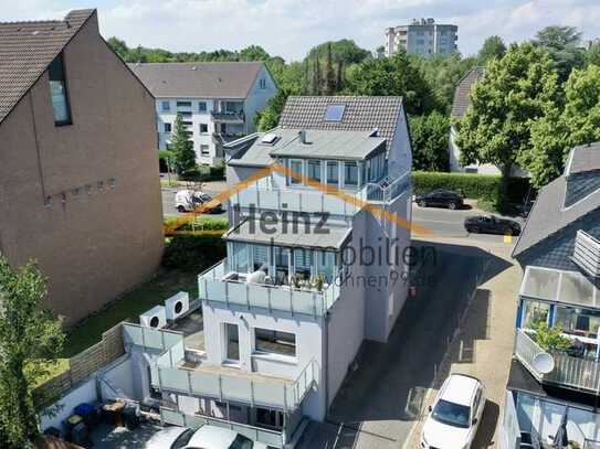 Erstbezug nach Sanierung!!!
Penthouse-Maisonett-Wohnung in guter Lage von GL-Gronau!!!