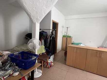 Schöne zwei Zimmerwohnung in Ostelsheim