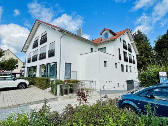 Erstbezug 3 Zimmerwohnung mit eigener Terrasse in Oberbeuren