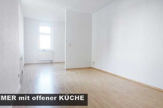 Helle 2 Raum Wohnung mit Laminat und Wintergarten