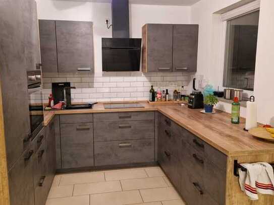 Erstbezug 2014

Schöne 4-Zimmer-Wohnung mit Balkon in Dietesheimerstr, Mühlheim