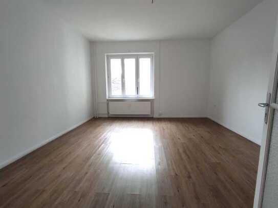 Charmanter Altbau in Top-Lage – Jetzt besichtigen! Besichtigung – 0172-3261193