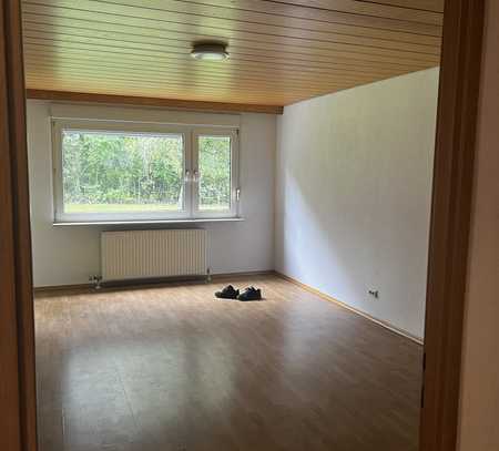 Erstbezug nach Sanierung mit EBK und Balkon: schöne 3,5-Zimmer-Wohnung in Böblingen