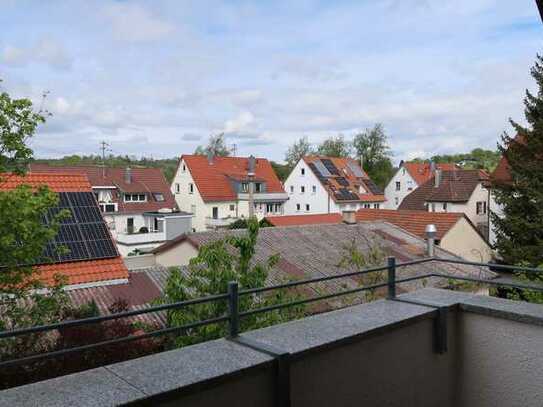 Zentrumsnahe 3-Zimmer-Maisonette-Wohnung, Dachterrasse mit Teckblick