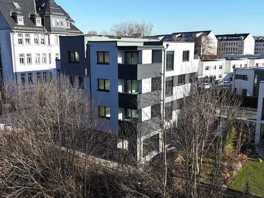 Gehobenes Wohnambiente direkt am Wasser - 2-Raum-Wohnung mit großer Terrasse