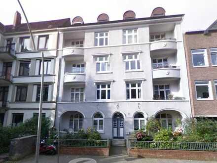 Maisonette Wohnung als Penthouse im Altbautraum - zentrale Lage, von Privat!