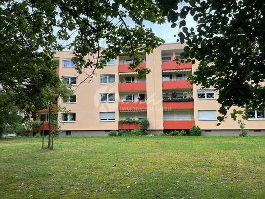 Toll renovierte 4-Zimmer-Wohnung mit Balkon und Stellplatz in München-Feldmoching