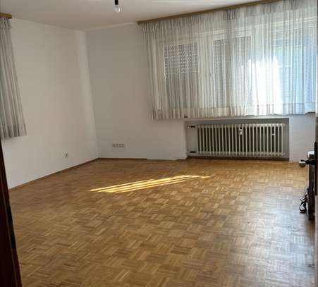 Große 1- Zimmer Wohnung in Rheydt