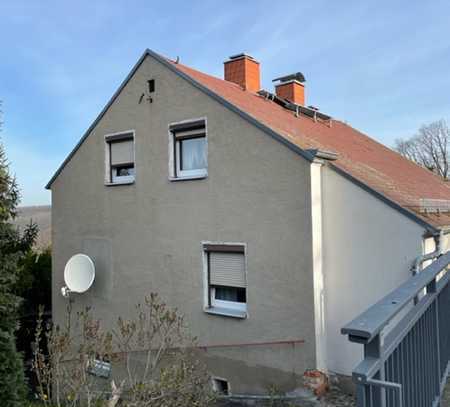 Kleines Haus am Stadtrand mit Blick!