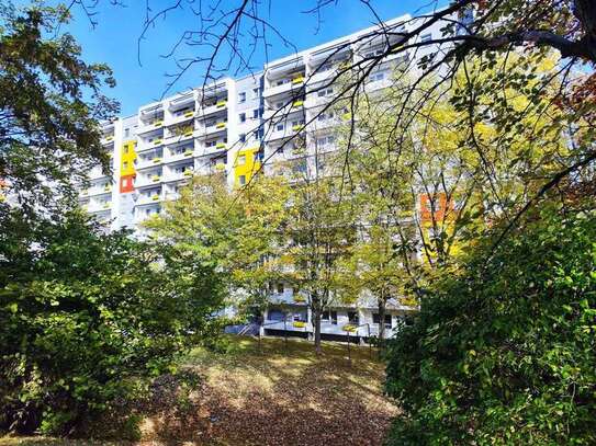 Familienfreundliche 3-Raum-Wohnung mit Balkon