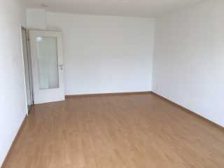 Schöne und gepflegte 1-Zimmer-Wohnung mit Balkon in Neu-Isenburg