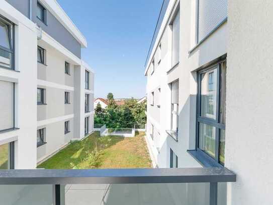 Schöne 2,5 Zimmer Wohnung mit Südbalkon und toller Aussicht